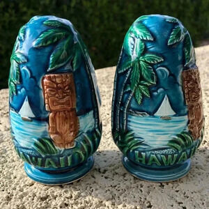 Vintage Majolica Style Hawaii Salt and Pepper Shakers
